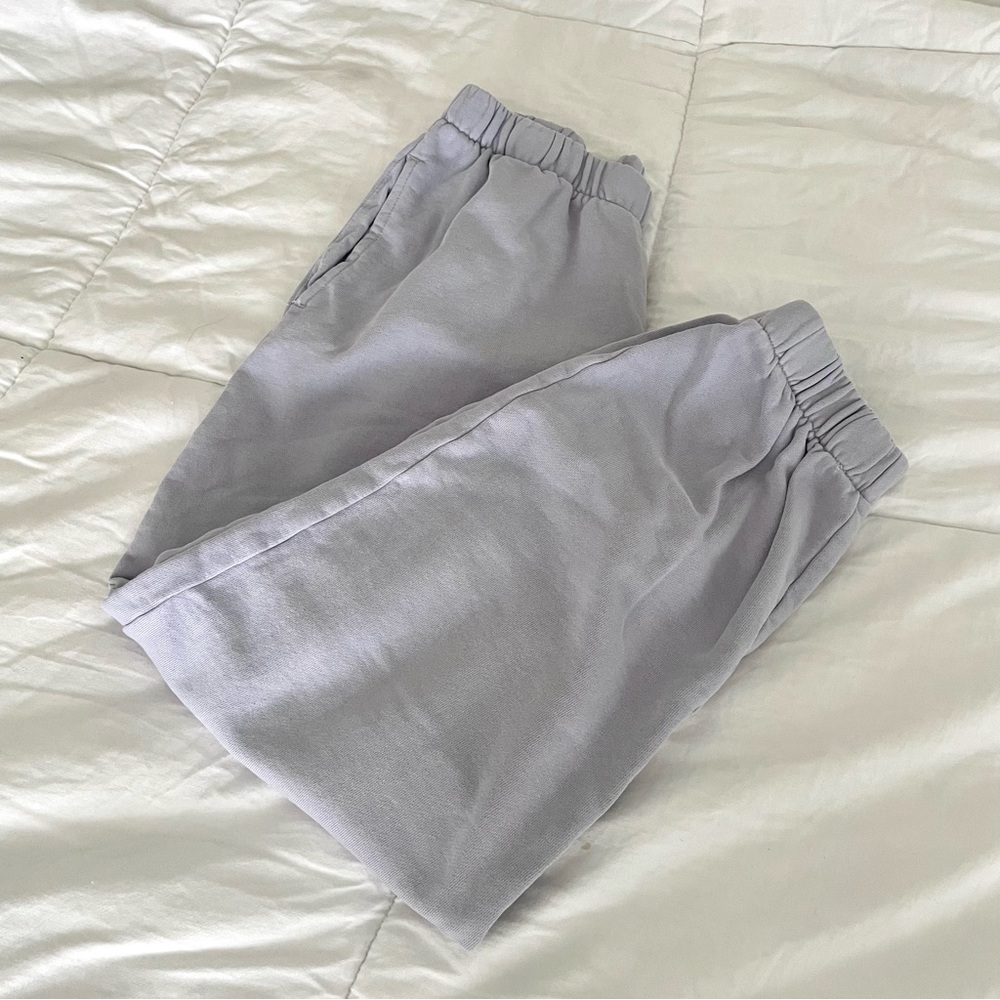 brandy melville periwinkle rosa sweatpants
